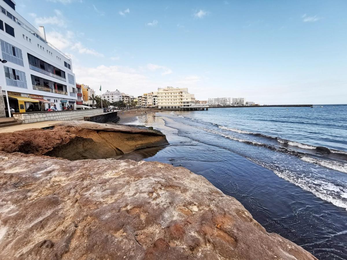 Home2Book Beachfront El Medano Exterior foto